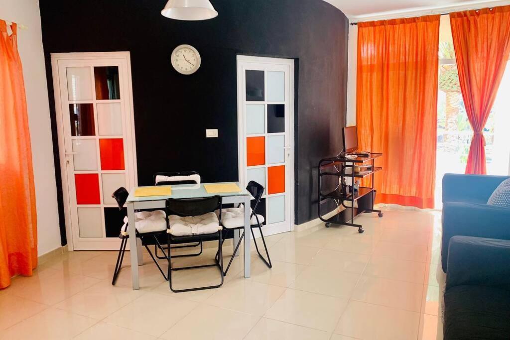Apartamento Theatre Box: Ocean Balcony & Stairs To The Sea Arona  Exterior foto